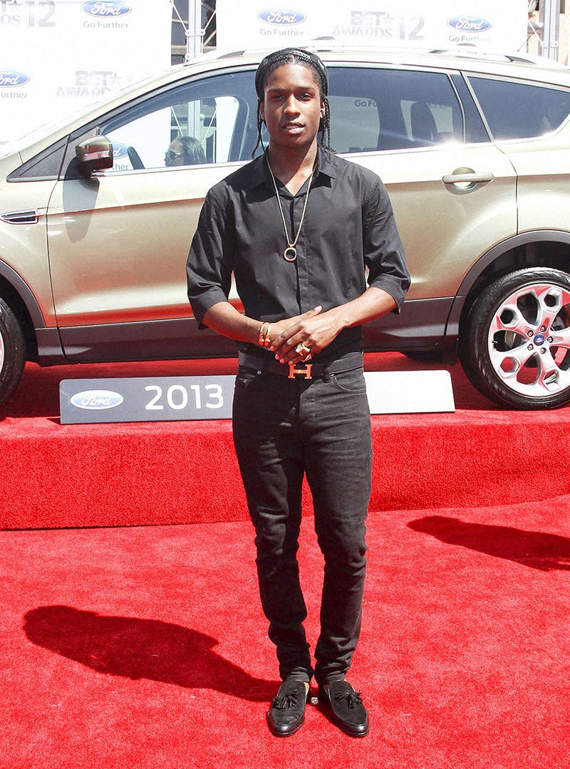 A History of How Skinny Jeans Became Hip-Hop's Denim of Choice